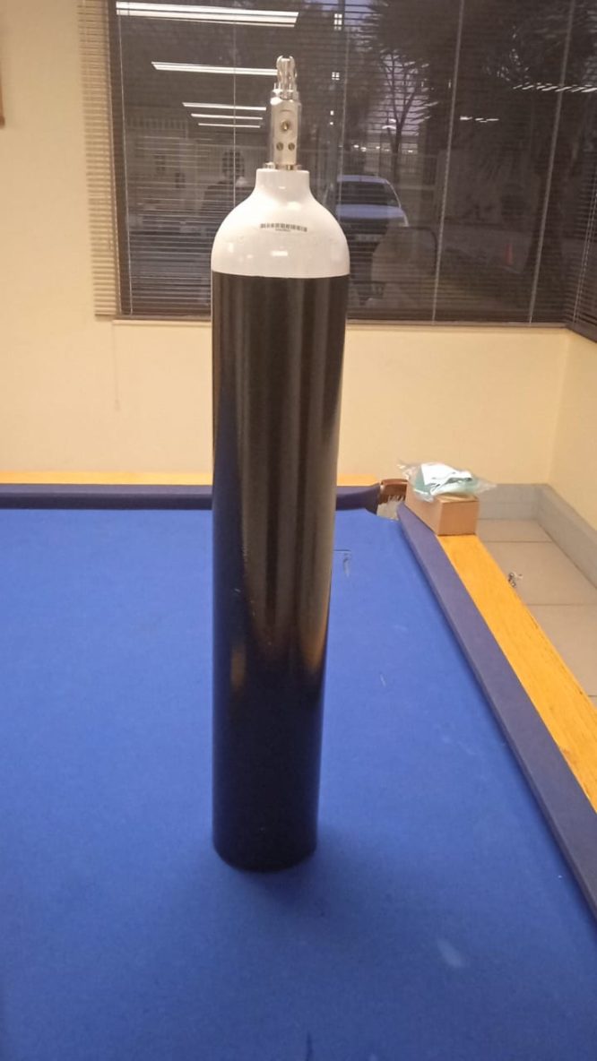 5 LITRE OXYGEN BOTTLE KIT - CYLINDER, REGULATOR, MASK & TUBING