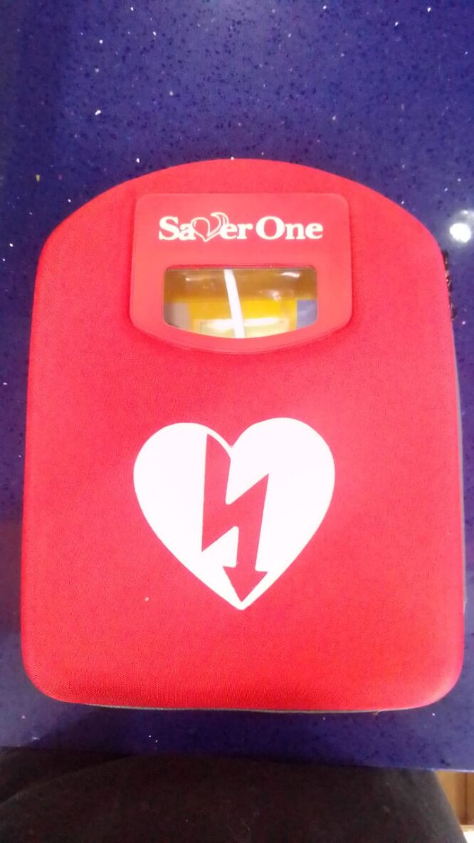 SAVER ONE FULLY AUTOMATIC AED - Image 3