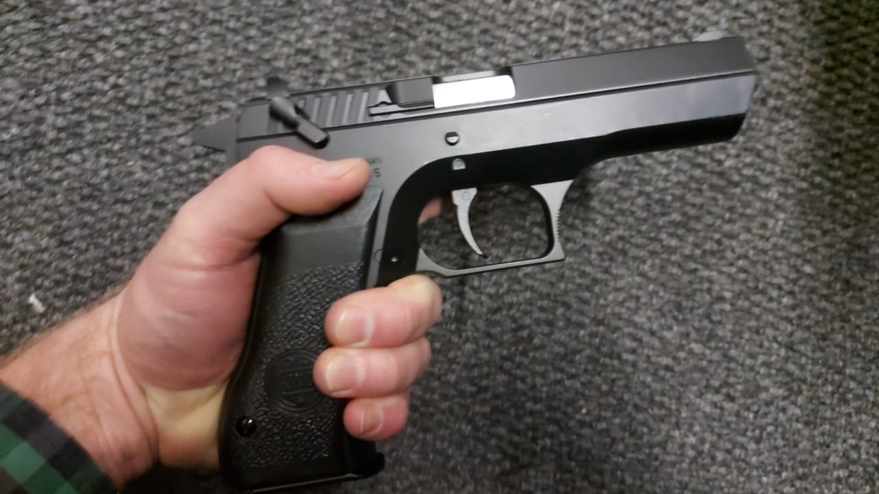 KWC 941 FULL METAL CO2 BB GUN | 4. 5mm | JERICHO | 21 ROUND MAGAZINE - Image 5